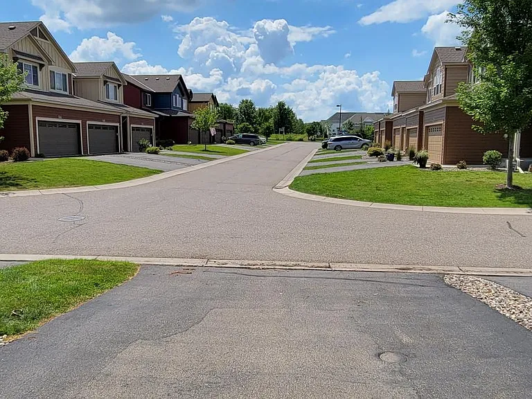 3213 Countryside Ct #C — Photo 2