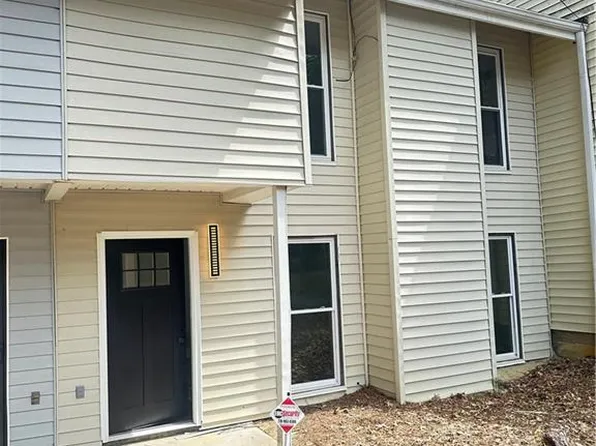 4409 Idlewood Ln, Tucker, GA 30084