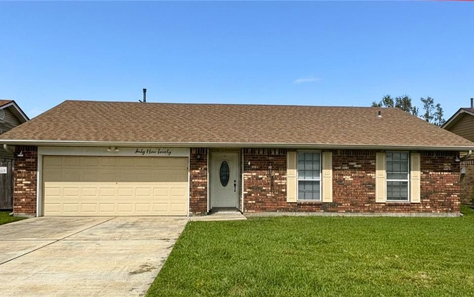 1st image of 4920 White Oak Dr