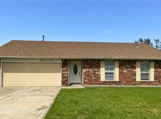 4920 White Oak Dr, Marrero, LA 70072