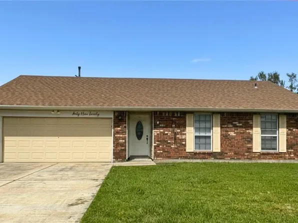 4920 White Oak Dr, Marrero, LA 70072