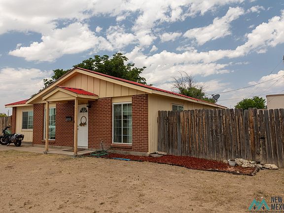 2nd image of 301 Hermosa Dr
