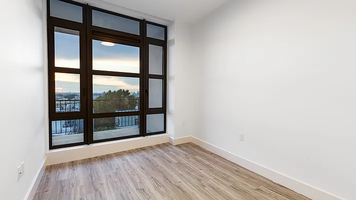 Rented by Nooklyn NYC LLC | media 25