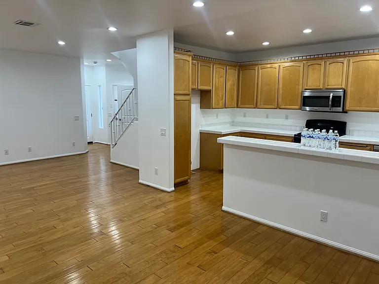 10025 Topanga Canyon Blvd #110 — Photo 7