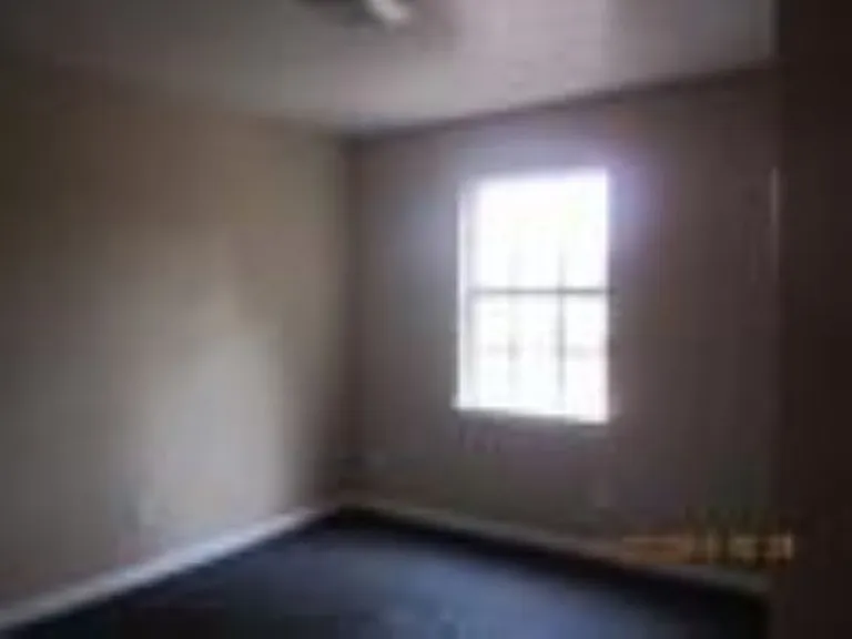 1200 Lake Dr #B — Photo 5