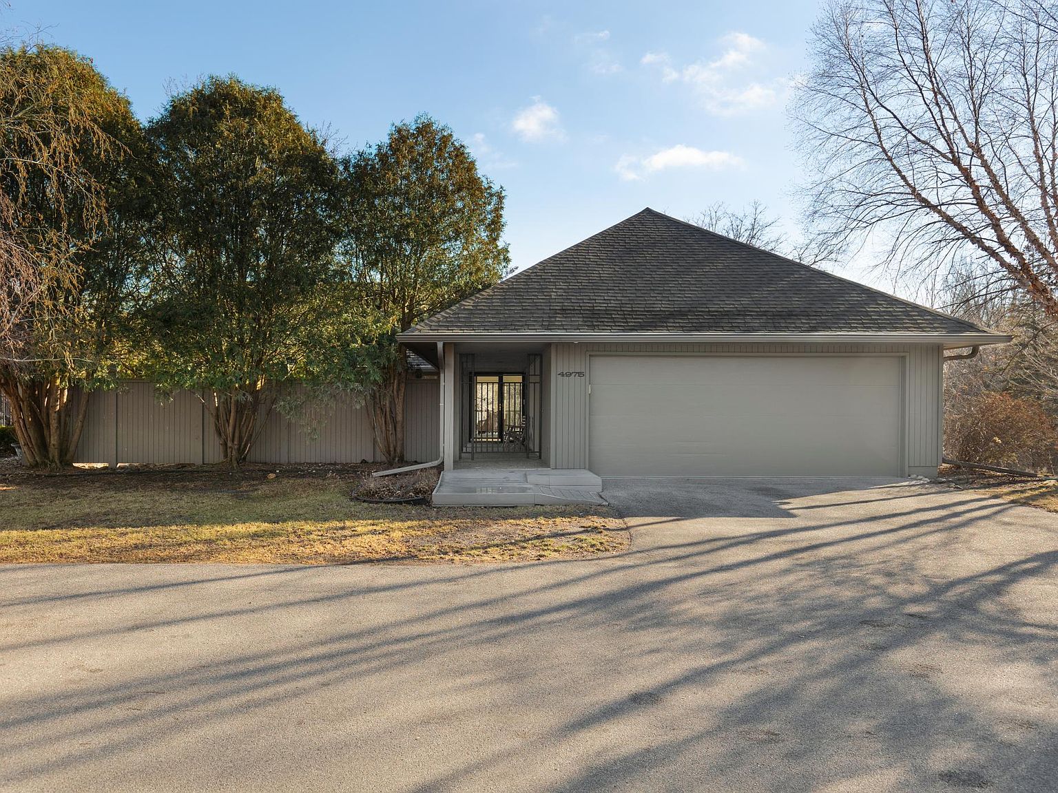 4975 Sussex Pl, Shorewood, MN 55331 Zillow