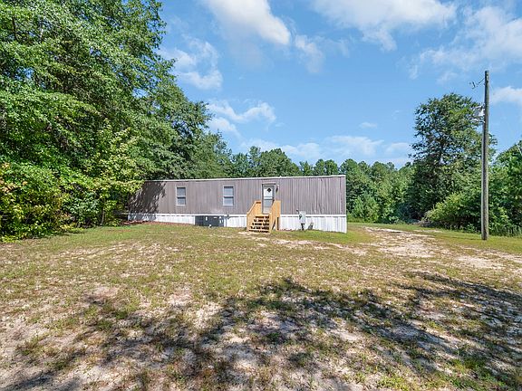 4th image of 374 Vaughn Ln