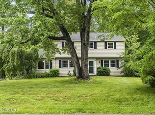 19 Barney Rd, Clifton Park, NY 12065
