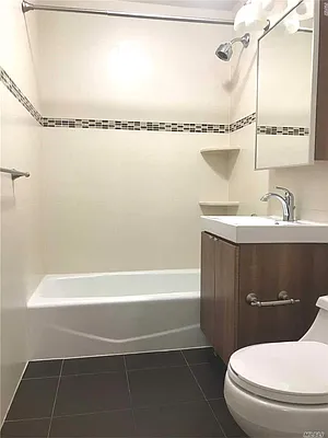 Rented by Douglas Elliman | media 15