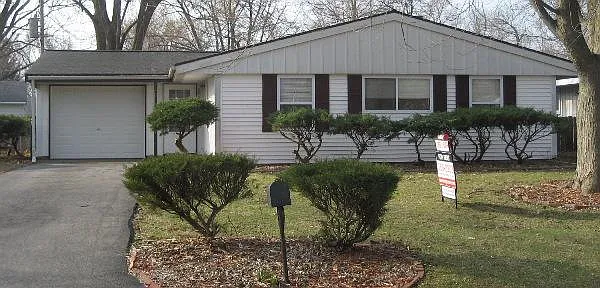 2809 Maplewood Dr — Photo 12