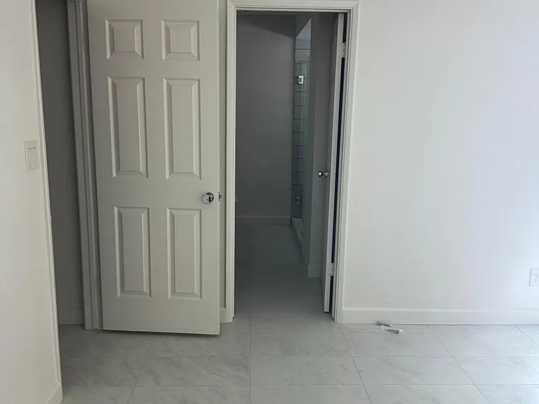8837 W Highland Ave — Photo 6