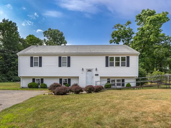 47 Upland Rd, Brockton, MA 02301