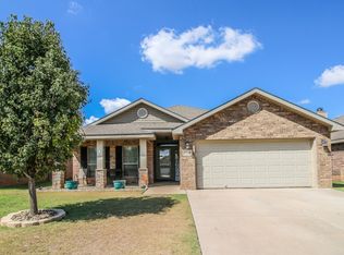7020 94th St, Lubbock, TX 79424