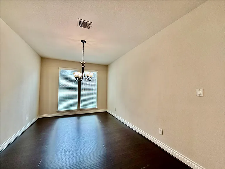 11006 Glenrothers Dr — Photo 6