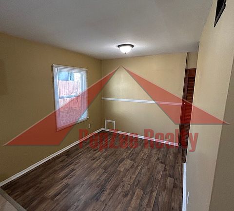 3rd image of 4306 Marlowe St