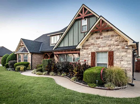 326 NE Uvon Ln, Elgin, OK 73538