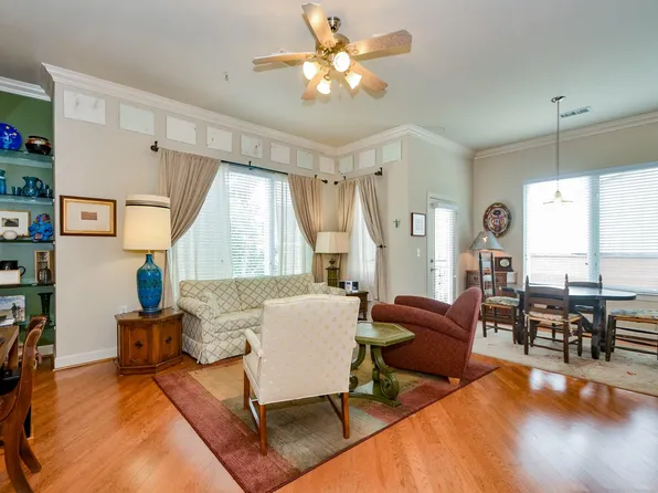 100 Willard St APT 17, Houston, TX 77006