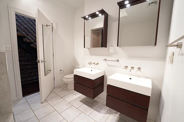 Rented by Harlem Lofts | media 26