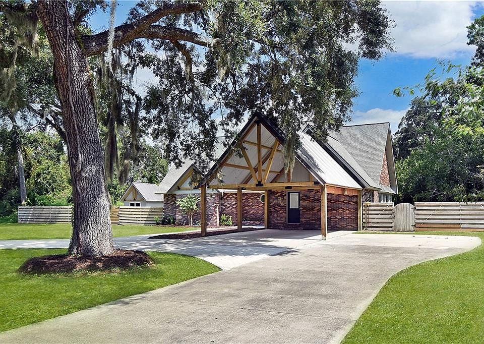 1st image of 156 Sherwood Forest Cir