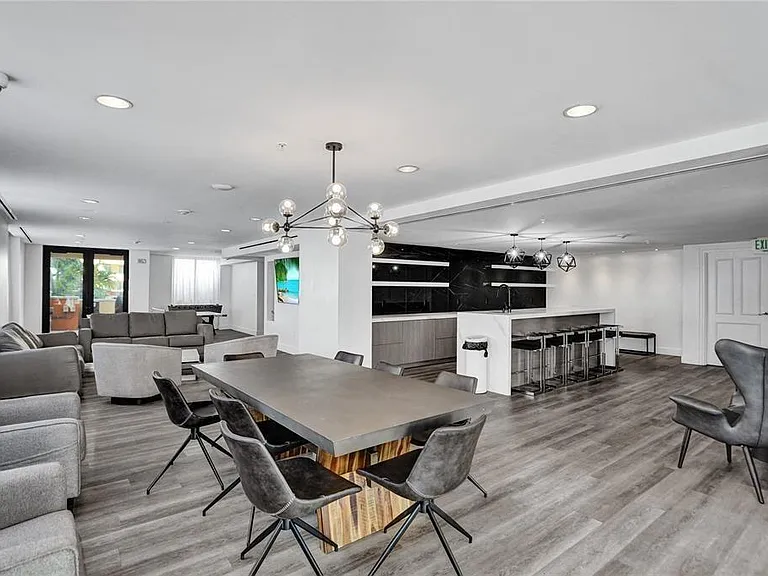 110 N Federal Hwy #918 — Photo 28