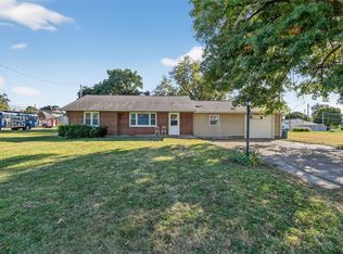 206 Winter St, Calamus, IA 52729