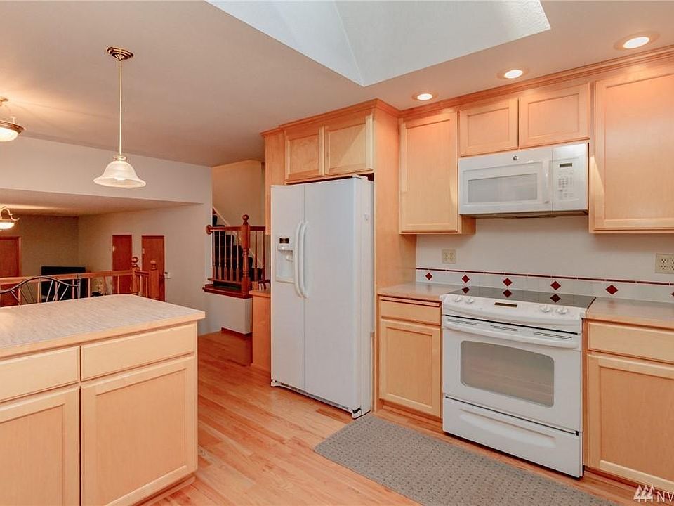 1st image of 312 28th Ave SE