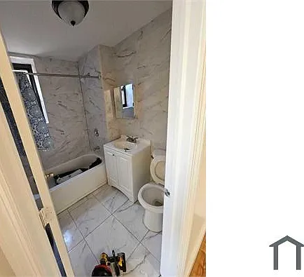 585 Bristol St — Photo 6