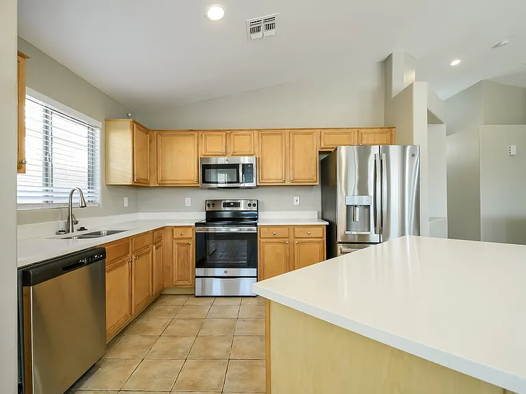 24616 N 65th Ave — Photo 9