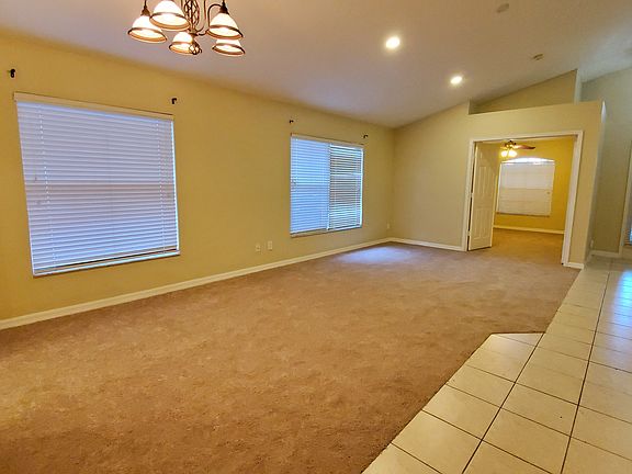 4th image of 4437 Riverton Dr