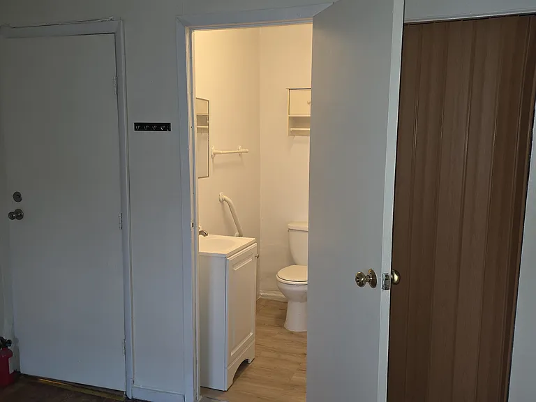3229 Eastchester Rd — Photo 1