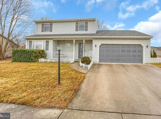 35 Knisley Dr, Hanover, PA 17331