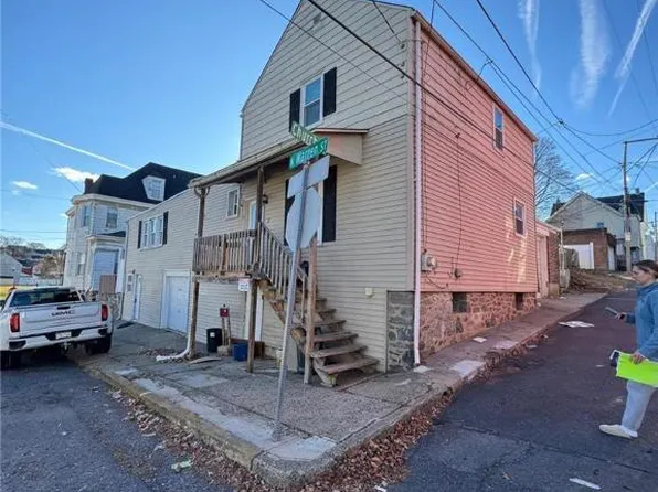 17 N Warren St, Easton, PA 18042
