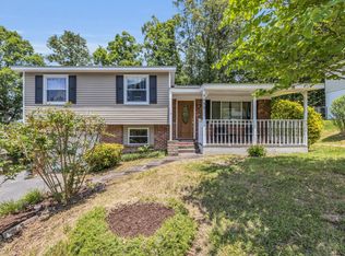 9998 Smith Morgan Rd, Soddy Daisy, TN 37379