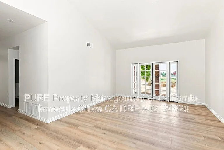 11292 Cadbury Dr — Photo 3