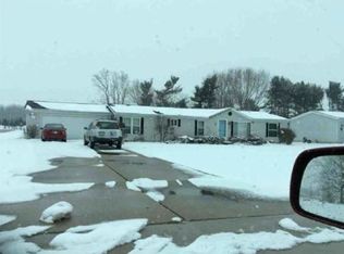 2048 Roy St, Walkerton, IN 46574