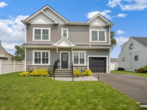 133 Graham Ter, Saddle Brook, NJ 07663