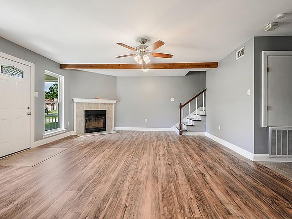 3rd image of 16773 Dry Creek Dr