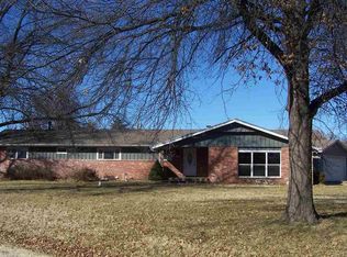 353 S Howe St, Wichita, KS 67209