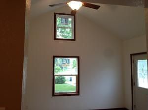 4th image of 1250 Halstead St