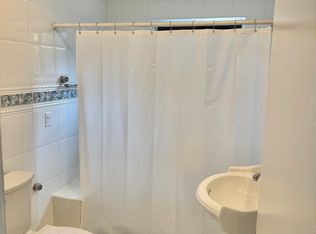 525 NW 32nd Ave, Miami, FL 33125