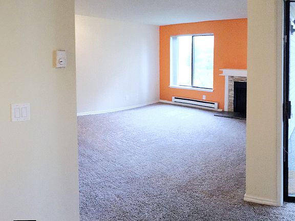 2nd image of 4404 146th Pl NE APT N1