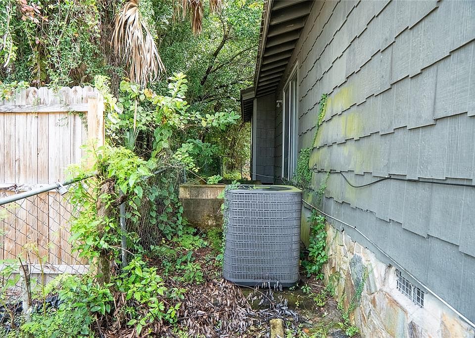 40th image of 311 S THOMPSON AVENUE