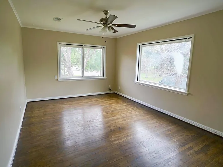 3309 Lawrence St — Photo 9