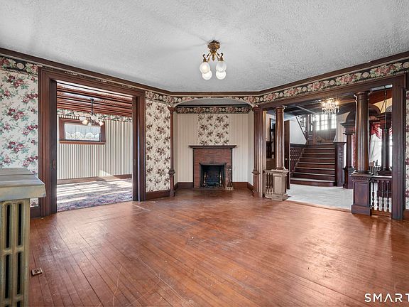 12th image of this home