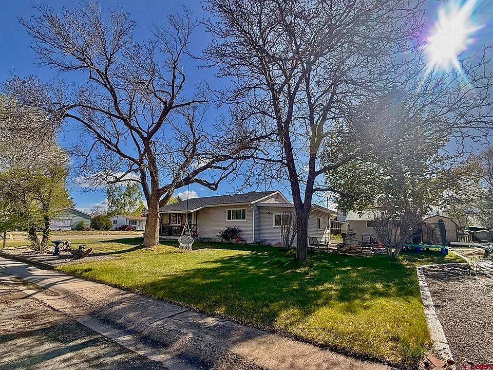 1st image of 402 S Park Street
