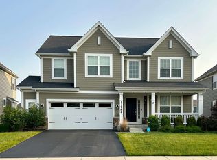 13784 Anne Dr, Lemont, IL 60439