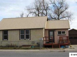 102 E Center St, Rawlins, WY 82301