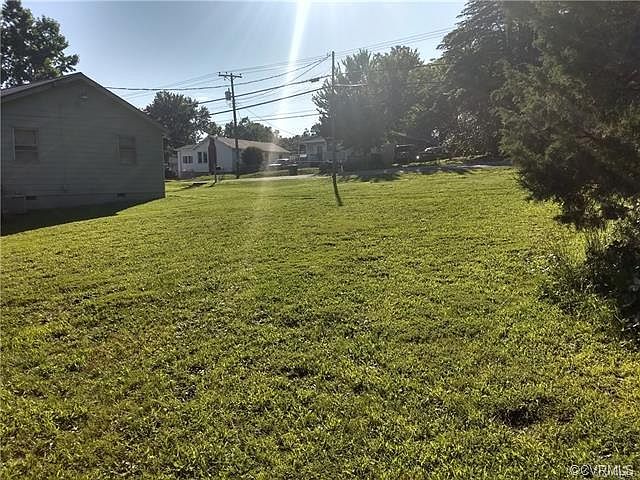 2nd image of 2705 Oaklawn Blvd