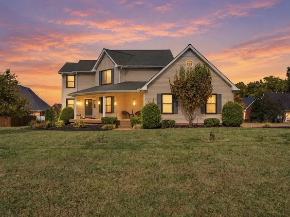 1709 Orchard Dr, Lebanon, TN 37087