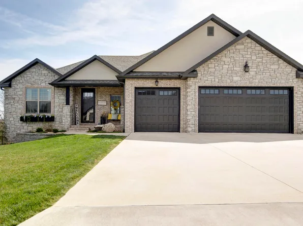 1696 W Silver Oak Drive, Springfield, MO 65810